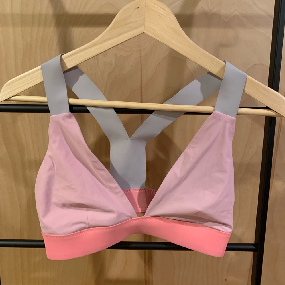 Size 4 Lululemon Sports Bra